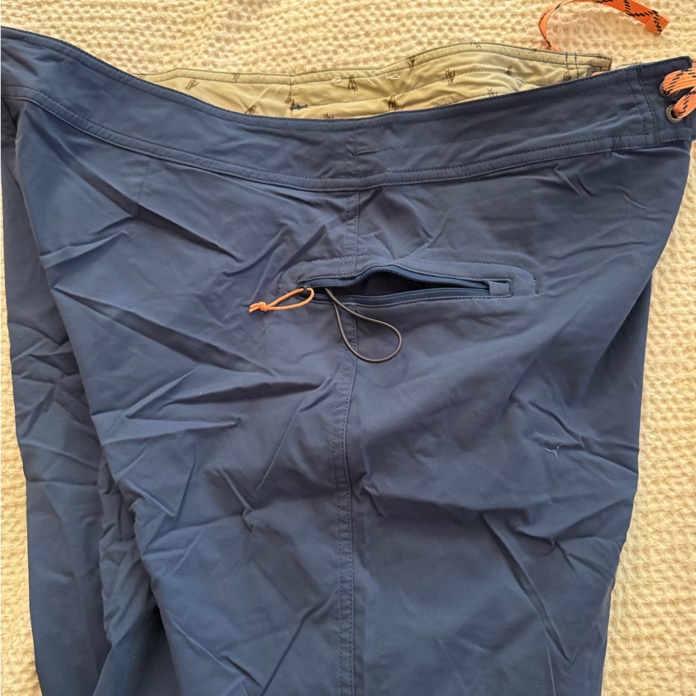 Patagonia Men's Blue Shorts - Picture 6 of 6
